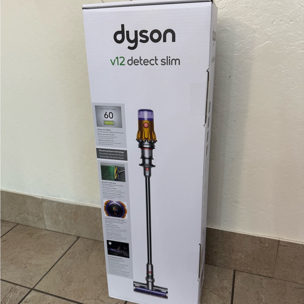 Dyson V12 Detect Slim Vacuum Cleaner